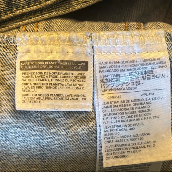 Levi's Light Blue Denim Jacket Size M -Great condition - Picture 4 of 7